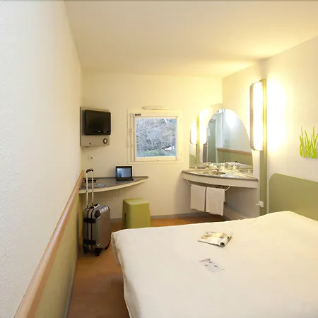 מלון Ibis Budget La Cite 2*