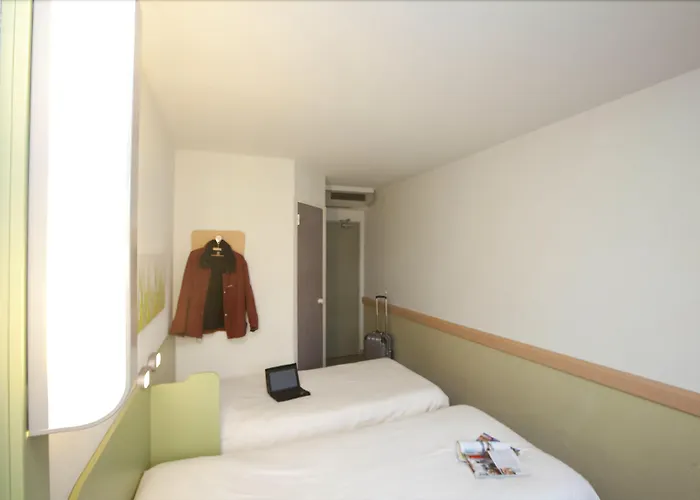 Otel Ibis Budget La Cite 2*